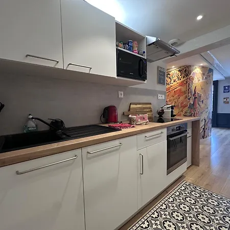 B'm Hans - Centre Historique - Vue Cathedrale - 2p Apartment *